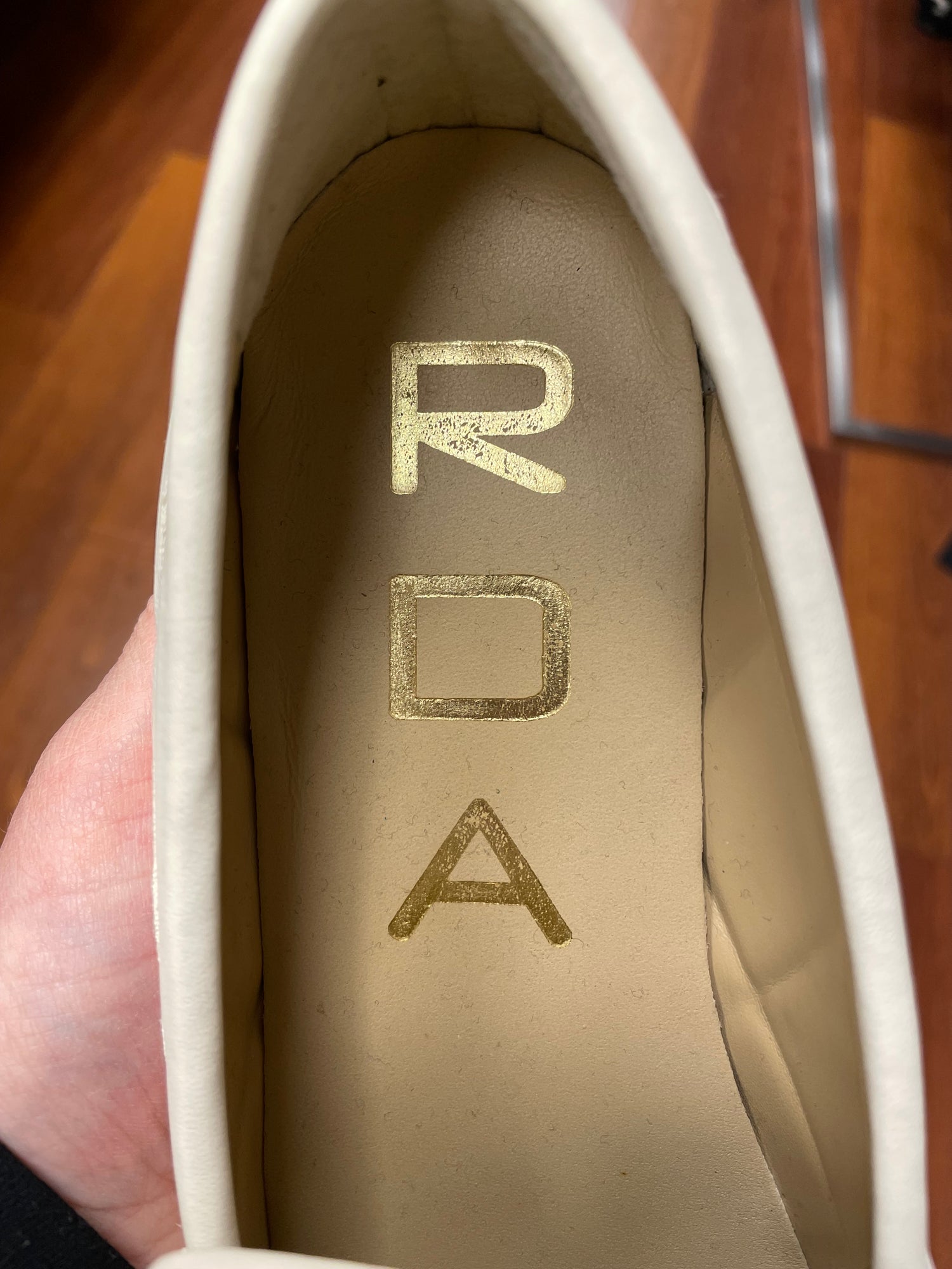 RDA Roberto d’Angelo loafers instappers schoenen maat 39 leer wit ecru goud