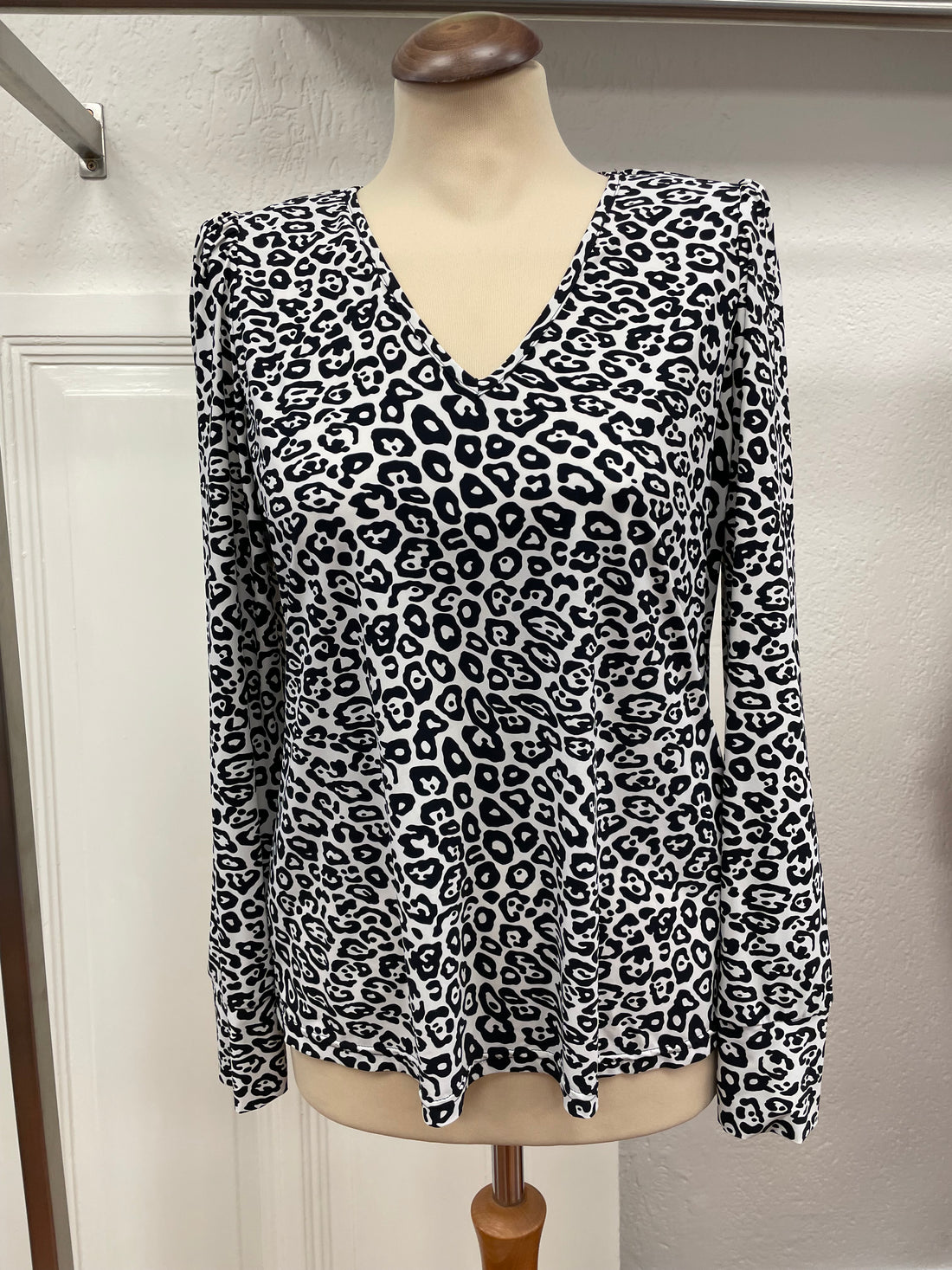 Studio Anneloes shirt maat L 40 zwart wit animal travelstof