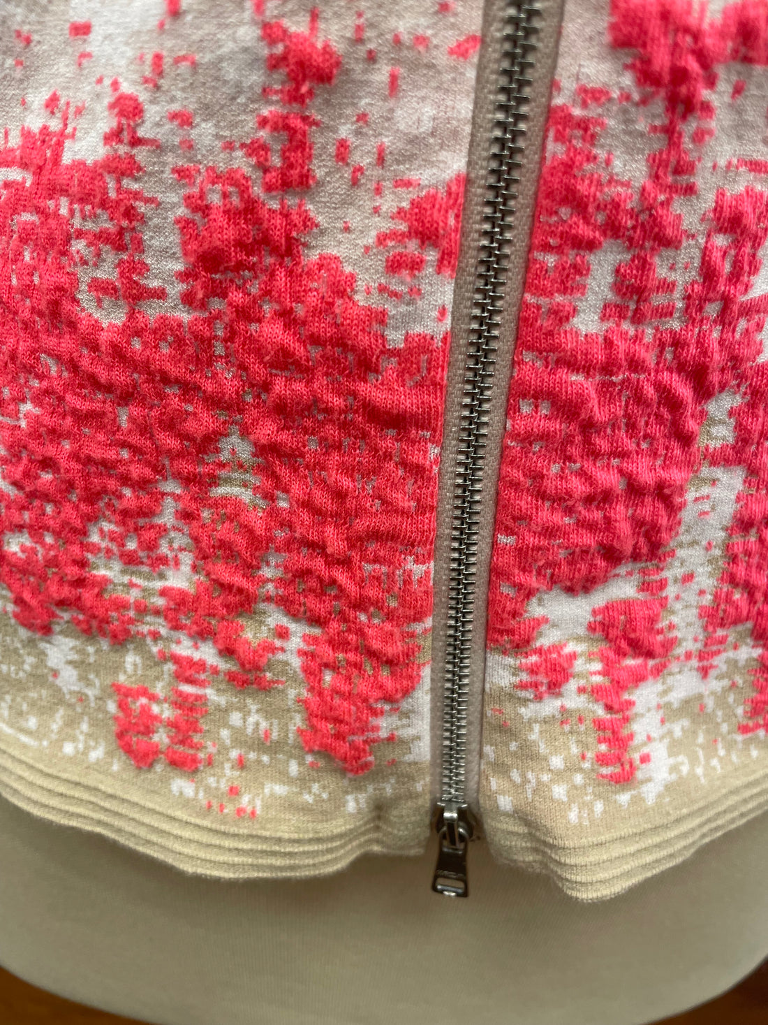 Marc Cain vestje jasje maat 3 M 38 roze geel