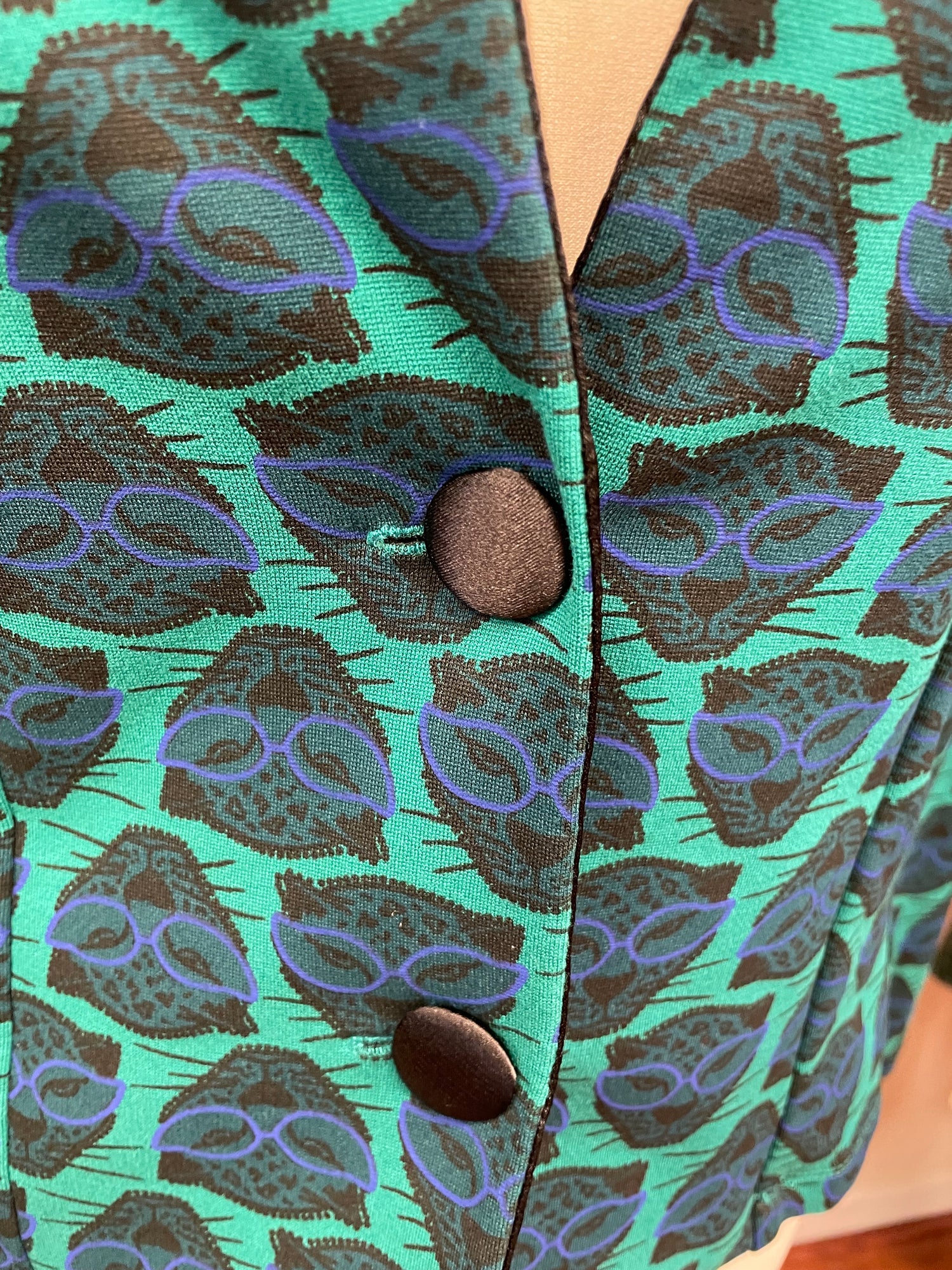 Juffrouw Jansen blazer jasje maat M 38 blauw groen tijgerkopjes