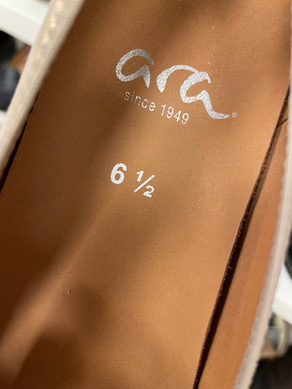 Ara schoenen goud instappers maat 6 1/2 (40) nieuwstaat