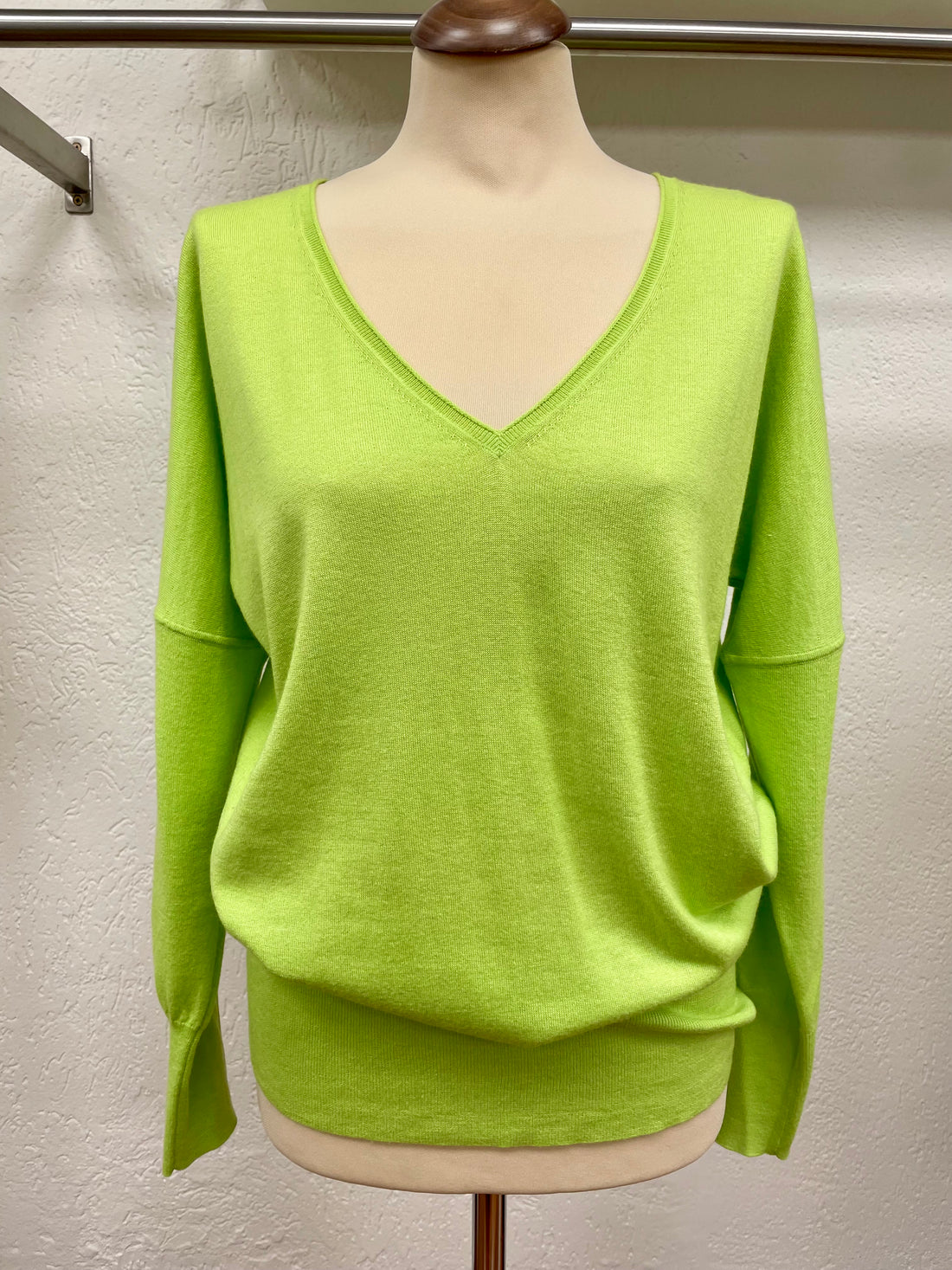 Marc Cain trui maat 5 42 XL groen kasjmier zijde