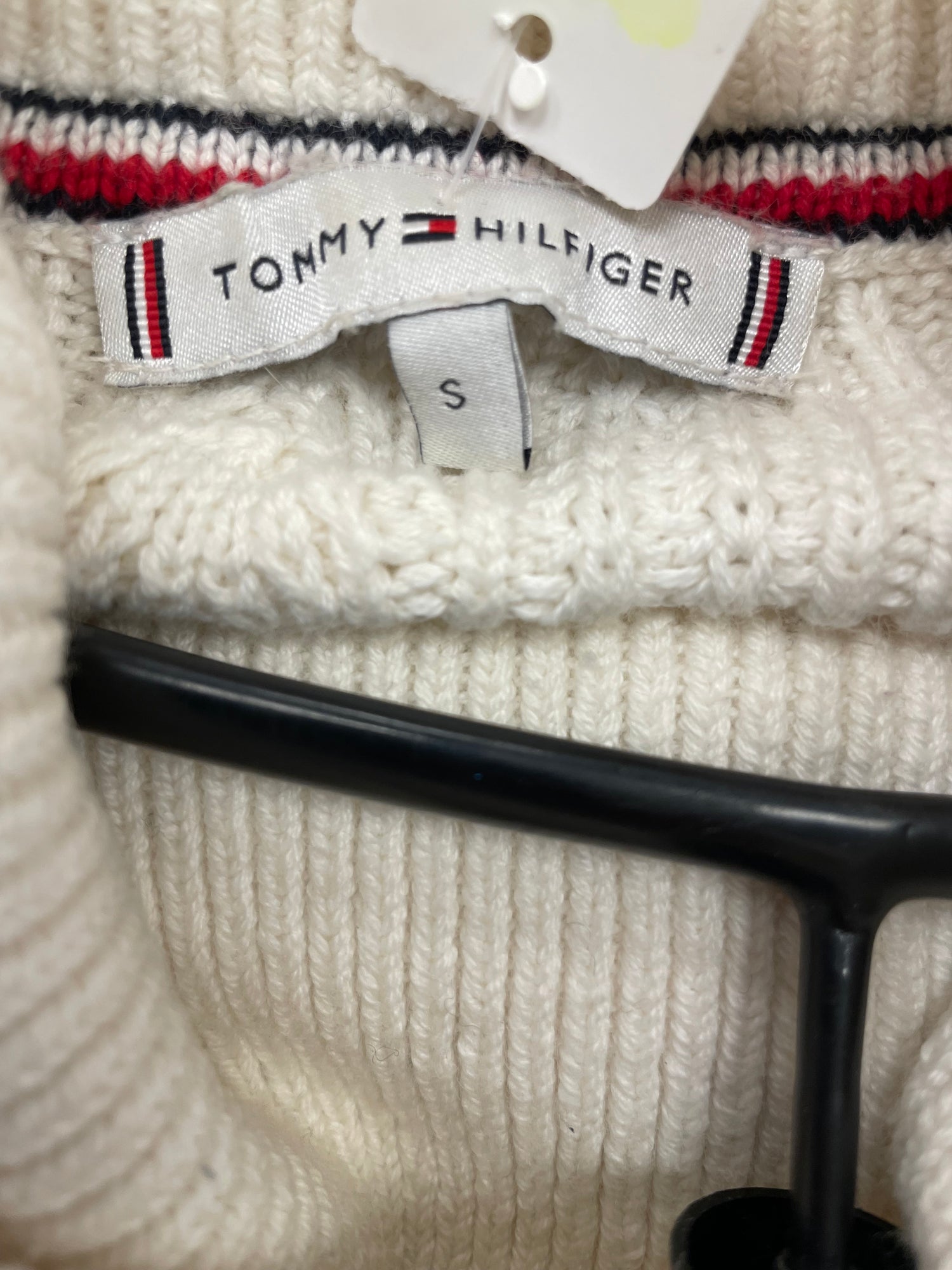 Tommy Hilfiger trui maat S knitted wit col ecru